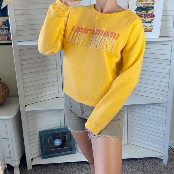 Aeropostale "Love Drunk" Yellow crewneck sweatshirt size XL - Picture 2 of 7